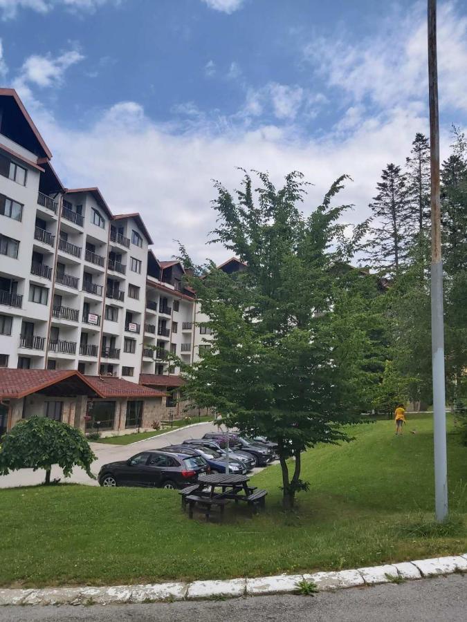 Premium Apartment In Borovets Gardens Complex Екстер'єр фото