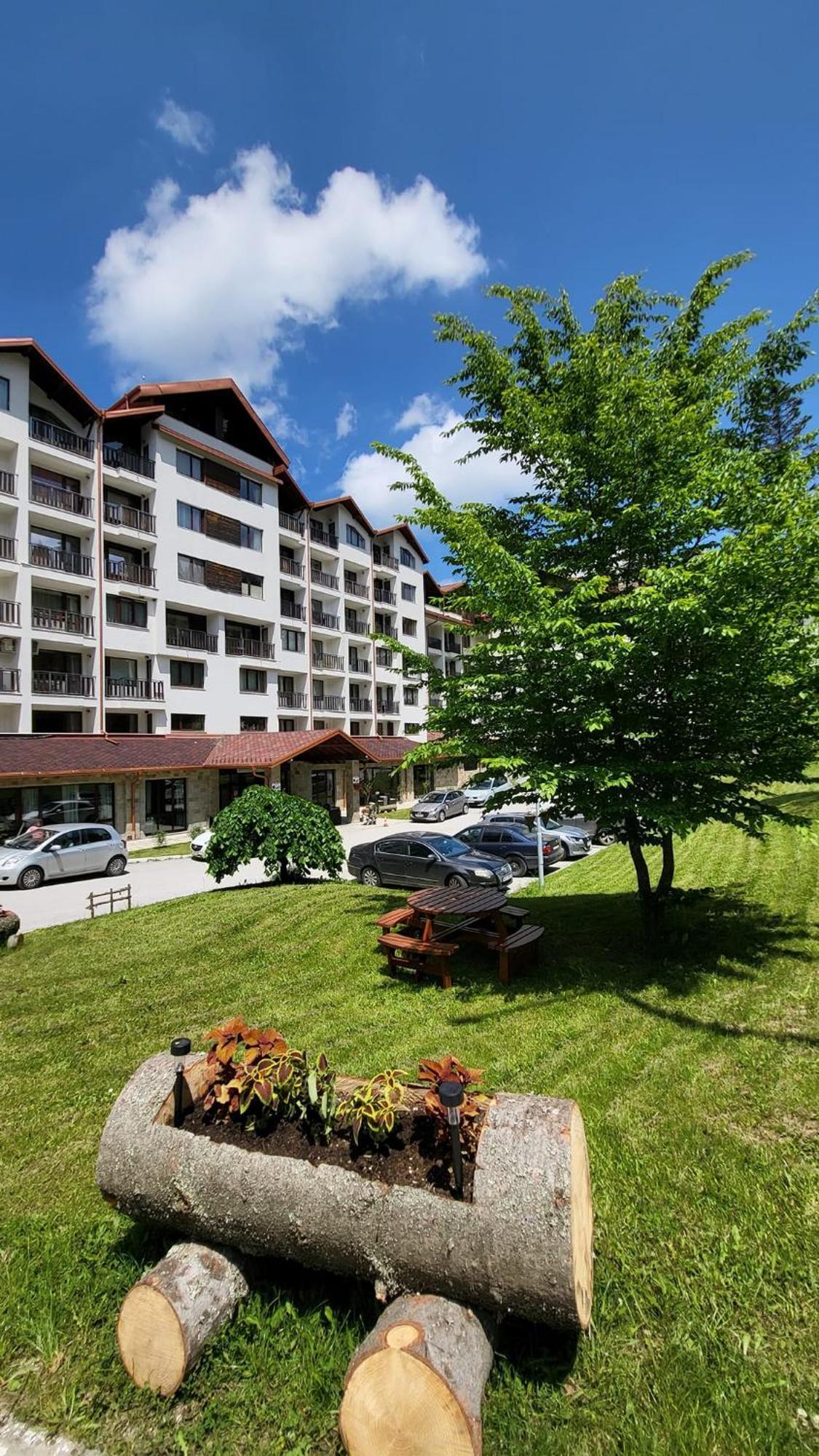 Premium Apartment In Borovets Gardens Complex Екстер'єр фото